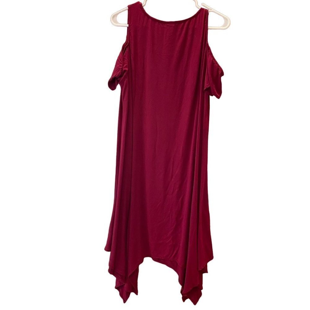 TORRID Women's Mid Dress Size 1, Burgundy, Cold Shoulder/short sleeve, handkerch - Picture 3 of 7